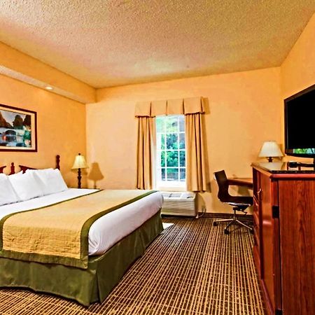 Baymont By Wyndham Columbia Maury Otel Dış mekan fotoğraf